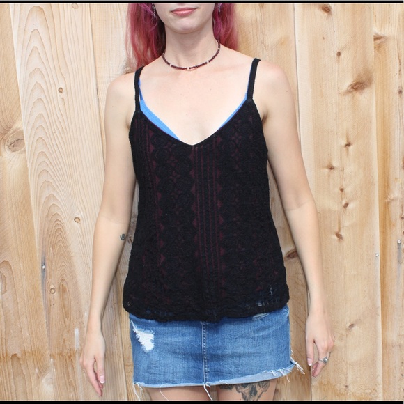 Y2K Black + Maroon Lace Tank 🐙 - Picture 6 of 9
